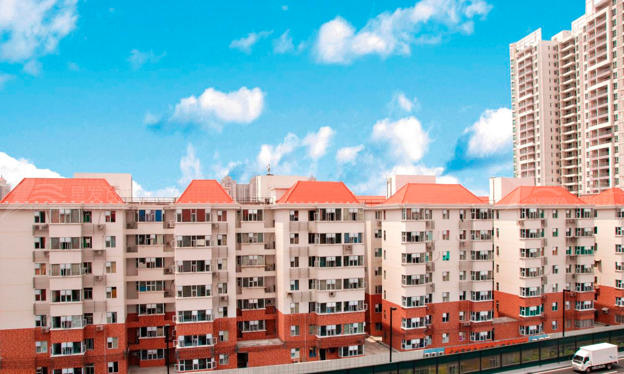 平改坡工程用合成樹(shù)脂瓦的優(yōu)勢，不僅僅是提升城市形象那么簡(jiǎn)單！